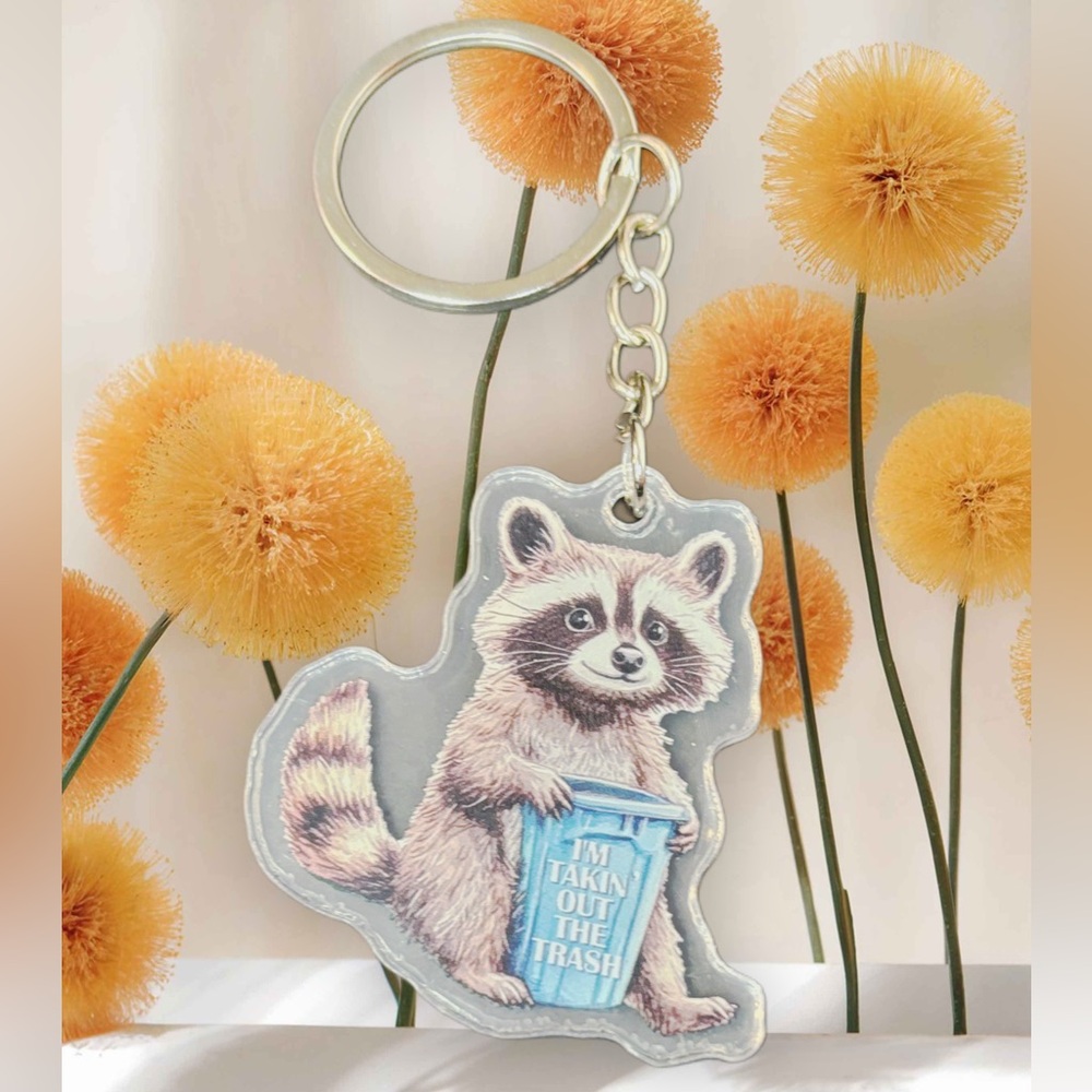🔥RACCOON EMOTIONAL SUPPORT KEYCHAIN (TAKIN OUT THE TRASH)